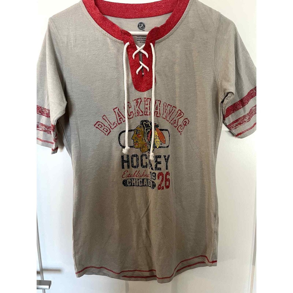 Chicago Blackhawks NHL Hockey T-Shirt‎ Lace Up Neckline NHL Licensed